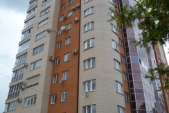 Центр города, продается 3-комнатная квартира, ул. Советская 18 А