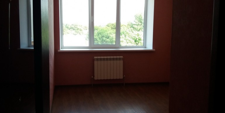 Продается элитная квартира в Ессентуках с ремонтом_03