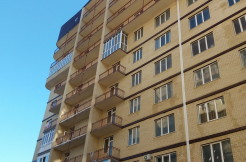 Срочно продается квартира в Ессентуках, мкр Курортный, ул. Октябрьская 337 корпус 2  2-комнатная квартира 80 кв.м.